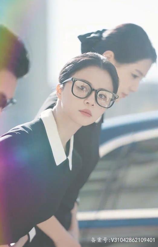 丑妻逆襲，顏值驚艷全球(全集)